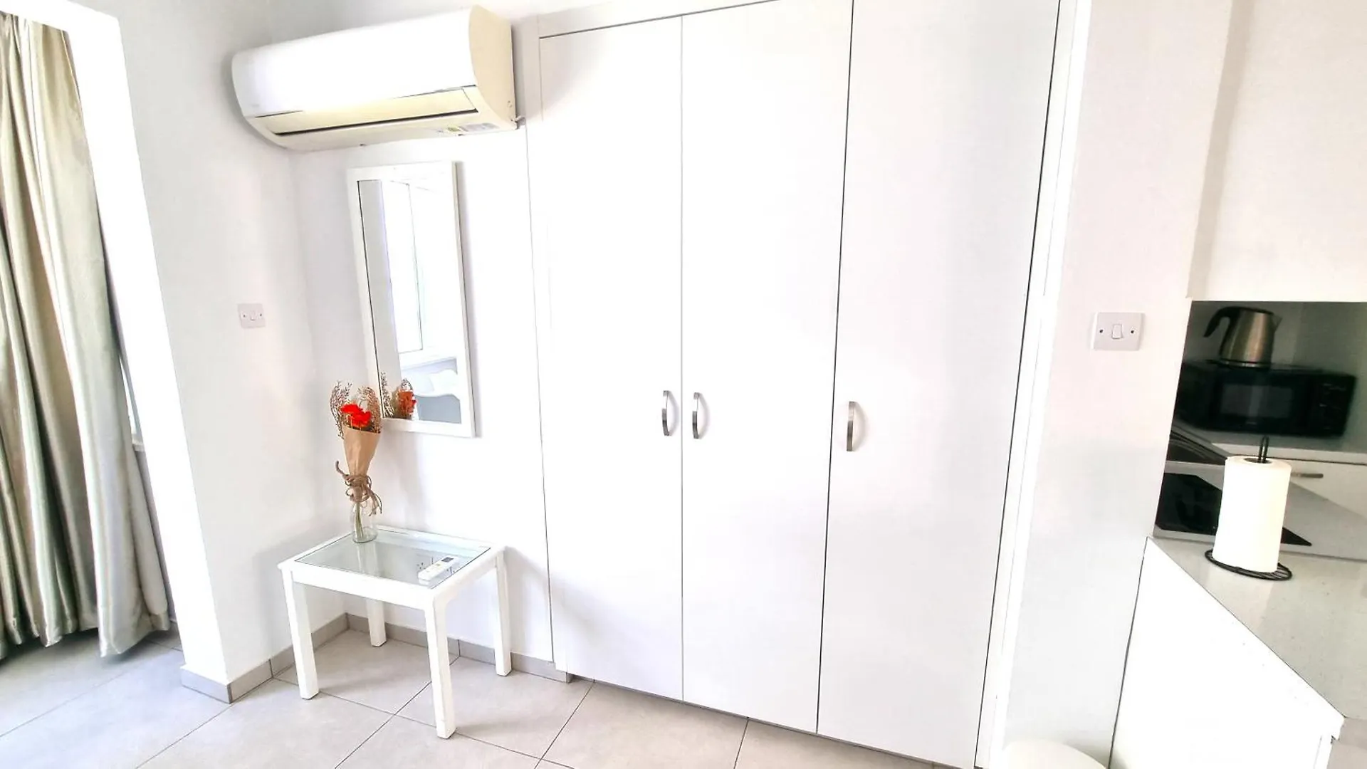 Stylish Studio - 2 Minutes From Kastella Beach Larnaca 0*,  Cyprus