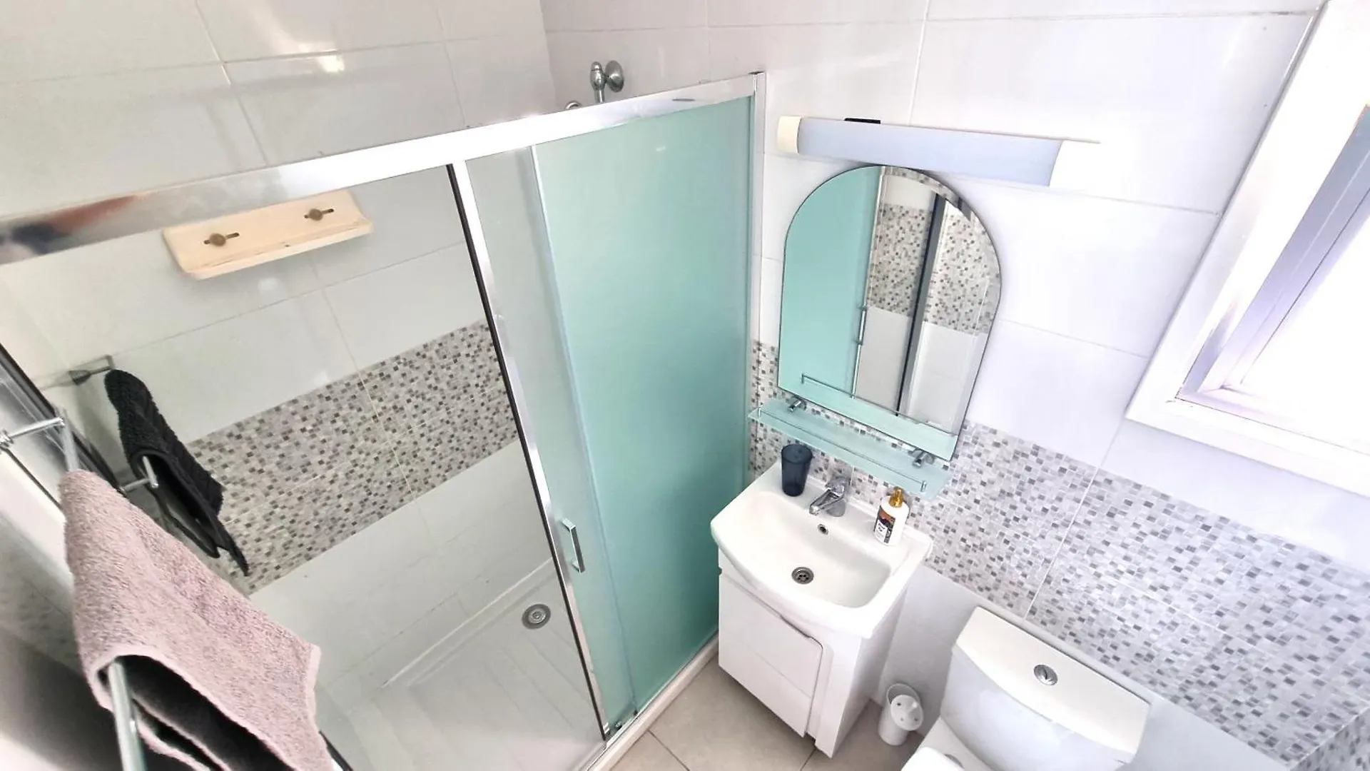 Apartment Stylish Studio - 2 Minutes From Kastella Beach Larnaca Cyprus